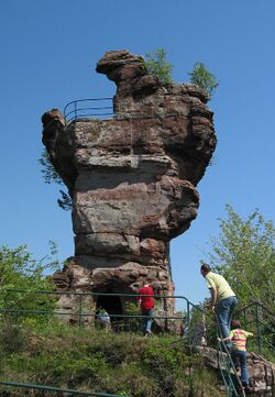 Drachenfels-Turm.jpg