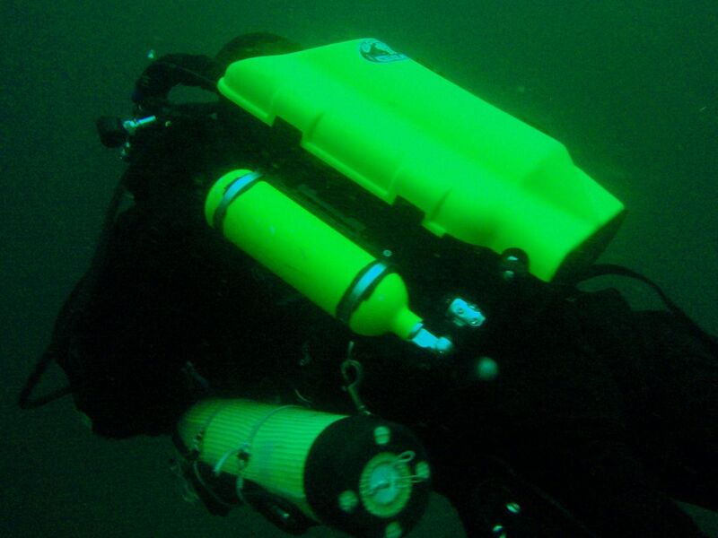 File:Diver using Inspiration rebreather at the wreck of the MV Orotava P6308046.JPG