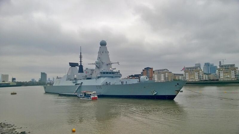 File:HMS Defender at Greenwich.jpg