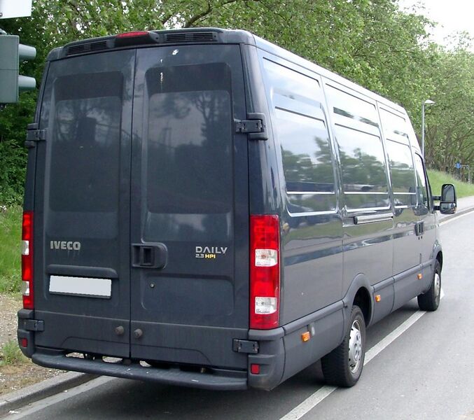File:Iveco Daily rear 20080625.jpg