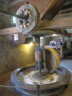 Storckensohn gears and millstone.jpg