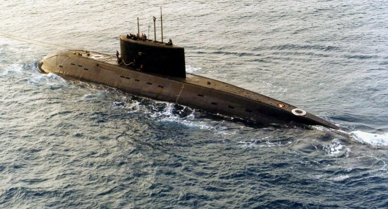 File:Iranian Kilo-class diesel submarine.jpg