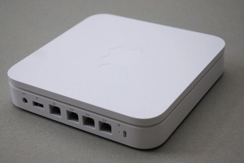 File:AirPort Extreme 2007.jpg