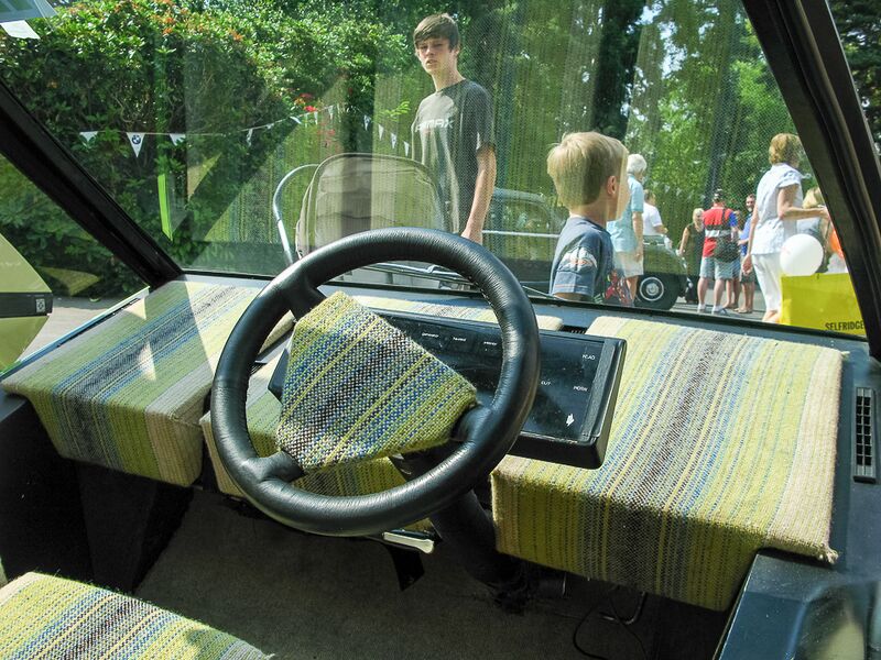 File:Dashboard of Microdot concept (1975) by William Towns.jpg
