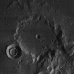 Hesiodus crater 4119 h3.jpg