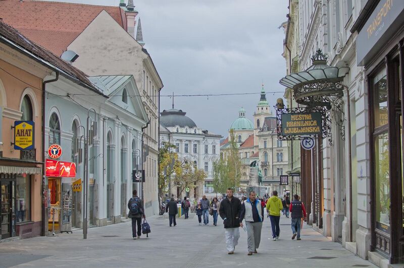 File:Ljubljana streets (11330213013).jpg