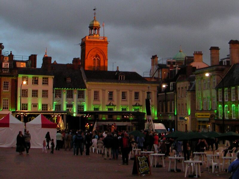 File:Northampton Market Square Lights 9.jpg