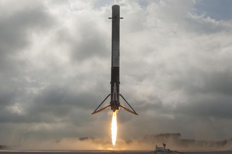 File:Falcon 9 first stage lands on LZ-1 (32153432924) (cropped).jpg