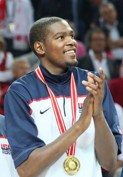 Kevin Durant gold medal 2010.jpg