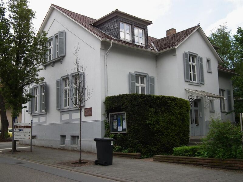 File:Martin-Buber-Haus Heppenheim.JPG