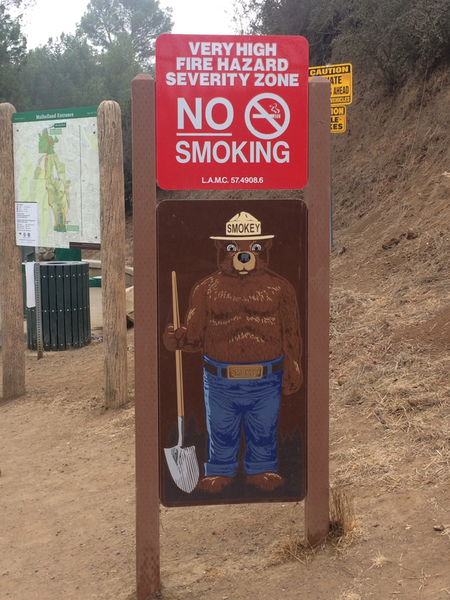File:Smokey Bear sign at Mulholland entrance to Runyon Canyon Park, Los Angeles, California, USA.png