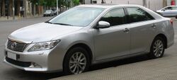 Toyota Camry 2.5 LEi Luxury 2014.jpg