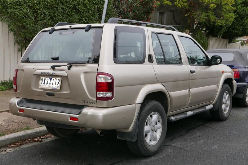 File:2001 Nissan Pathfinder (WX II) Ti wagon (2015-07-03).jpg