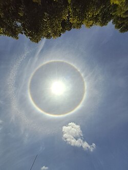 Halo around the Sun in Coimbatore, Tamil Nadu, India on 25 September 2023 at 11 45 AM.jpg