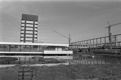 Nieuwbouwcomplex Waterloopkundig Laboratorium te Delft door koningin Juliana geo, Bestanddeelnr 926-4285.jpg