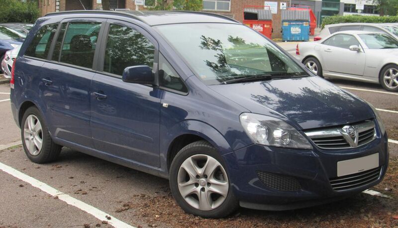 File:2012 Vauxhall Zafira Exclusive Facelift 1.6 Front.jpg