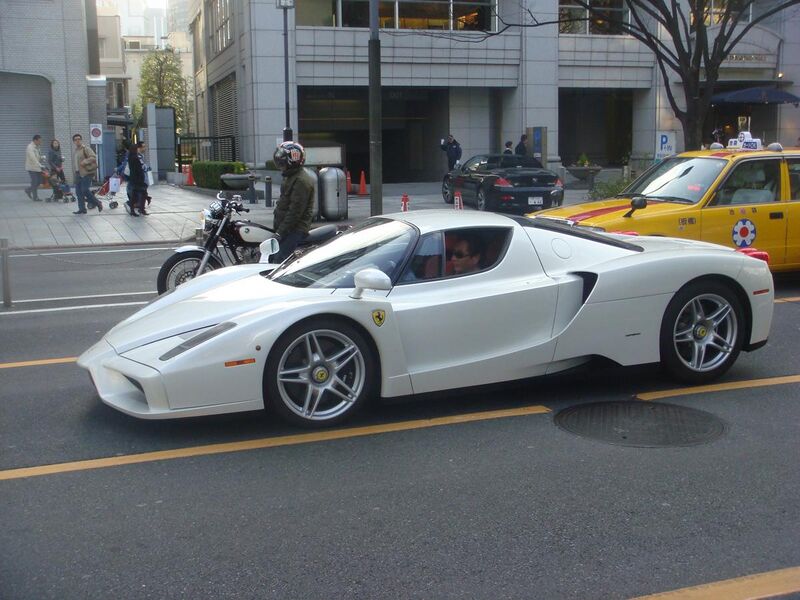 File:Ferrari Enzo Omotesando Tokyo Japan.JPG