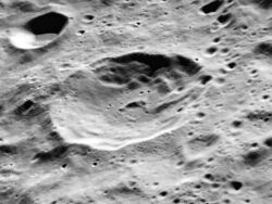 Henderson crater AS16-M-0464.jpg