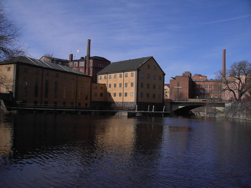File:Industrilandskapet Norrköping april 2005.jpg