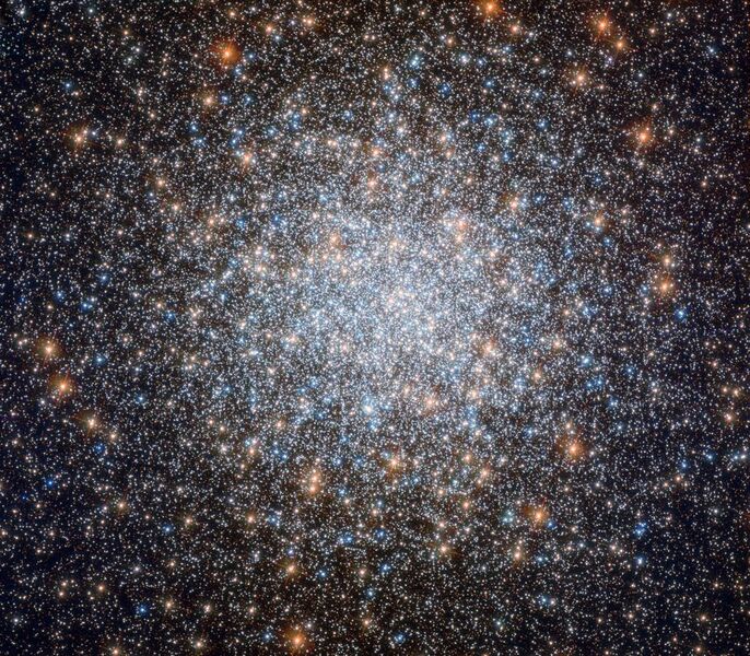 File:Messier3 - HST - Potw1914a.jpg
