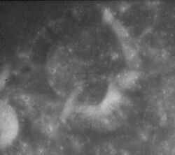 Hargreaves crater AS15-M-1994.jpg