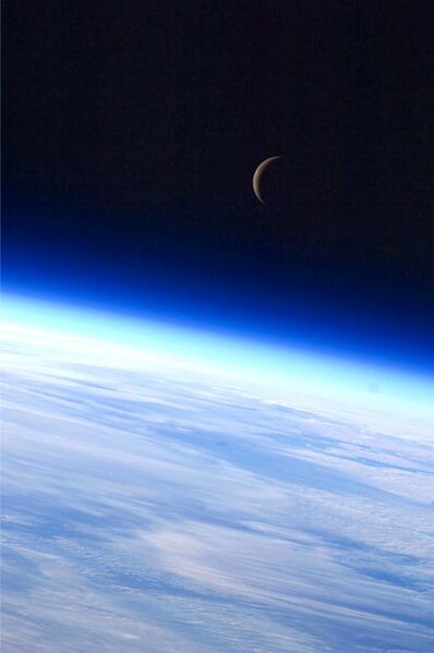 File:Expedition 24 Crescent Moon.jpg