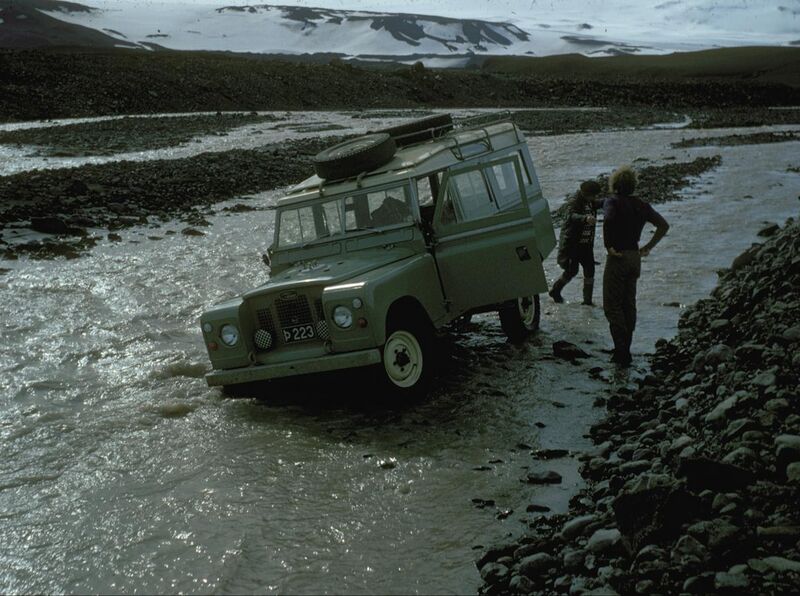 File:Iceland car stuck in river 1972.jpg