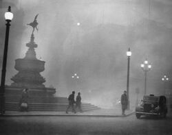 Piccadilly Circus in Pea-Soup.jpg