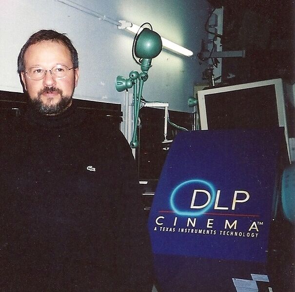File:Texas Instruments, DLP Cinema Prototype System, Mark V, Paris, 2000 - Philippe Binant Archives.jpg
