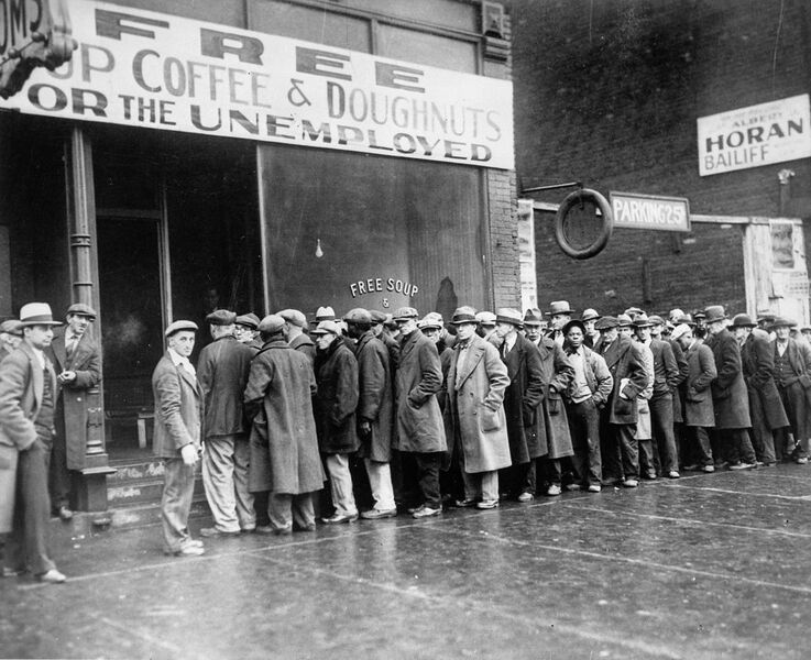 File:Unemployed men queued outside a depression soup kitchen opened in Chicago by Al Capone, 02-1931 - NARA - 541927.jpg