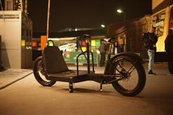 Offroad Long John bicycle, 80×60cm cargoarea, twin motors