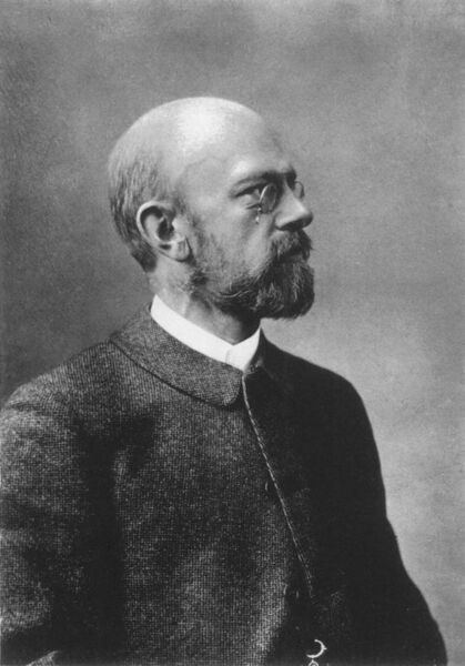 File:David Hilbert, 1907.jpg