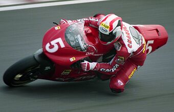 Doug Chandler 1993 Japanese GP.jpg