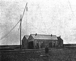 Marconi transmitting station Poldhu Cornwall 1900.jpg