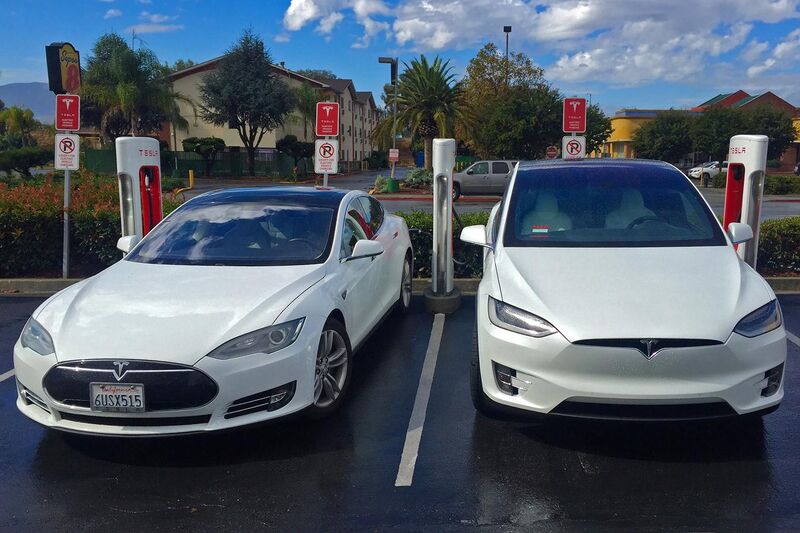 File:Tesla Model S & X side by side at the Gilroy Supercharger retouched.jpg