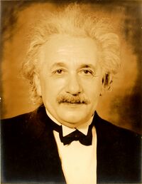 Einstein-formal portrait-35.jpg