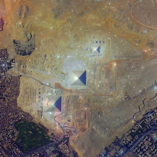 File:Orion belt vs giza pyramid complex.jpg