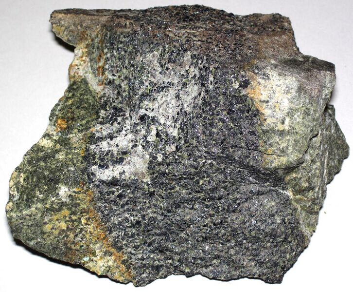 File:Chromitite band in chromitic serpentinite (early Neoarchean; North Star Mine, near eroded edge of Hellroaring Plateau, Red Lodge Chromite District, Beartooth Mountains, southern Montana, USA) (15188887016).jpg