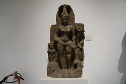 Ganga (sculpture) - National Museum, New Delhi.jpg