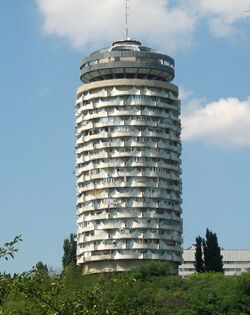 Romashka Tower.jpg