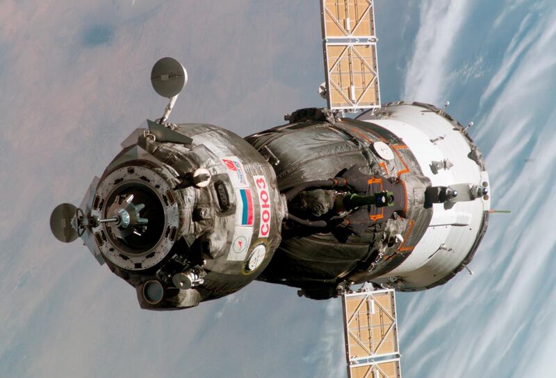 File:Soyuz TMA-6 spacecraft.jpg