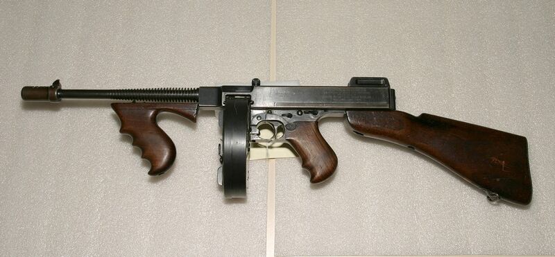 File:Thompson submachine gun at Alcatraz.jpg