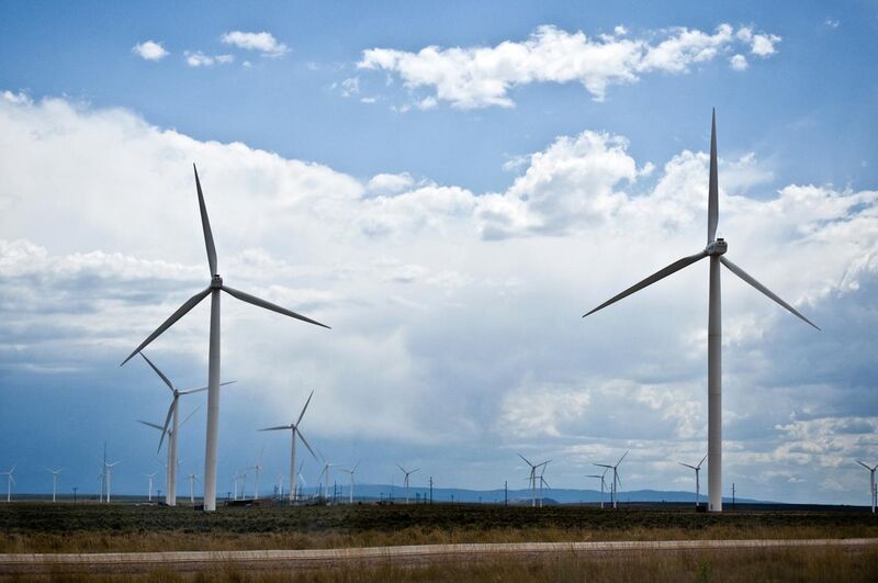 File:US-WY - Bridger - Road Trip - Energy - The West - Rocky Mountains - Wind Farm (4892002967).jpg