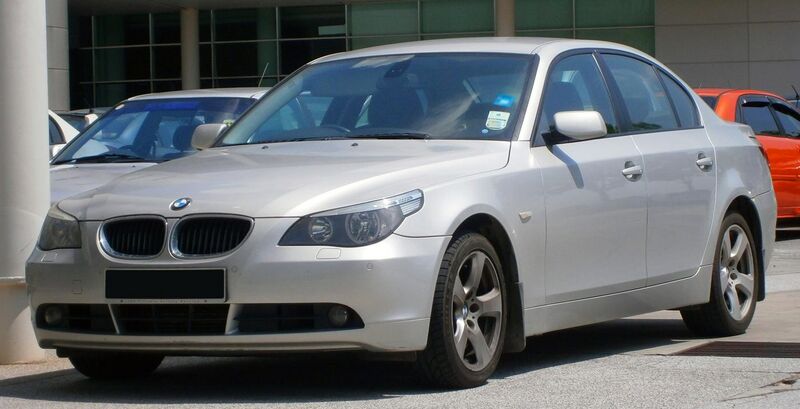 File:2004-2007 BMW 525d (E60, 5-Series) saloon in Cyberjaya, Malaysia (01).jpg