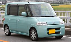 Daihatsu Tanto 001.JPG