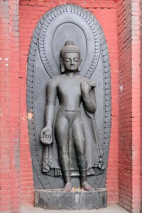 Statue de Dipankara (Temple de Swayambhunath) (8436396688).jpg