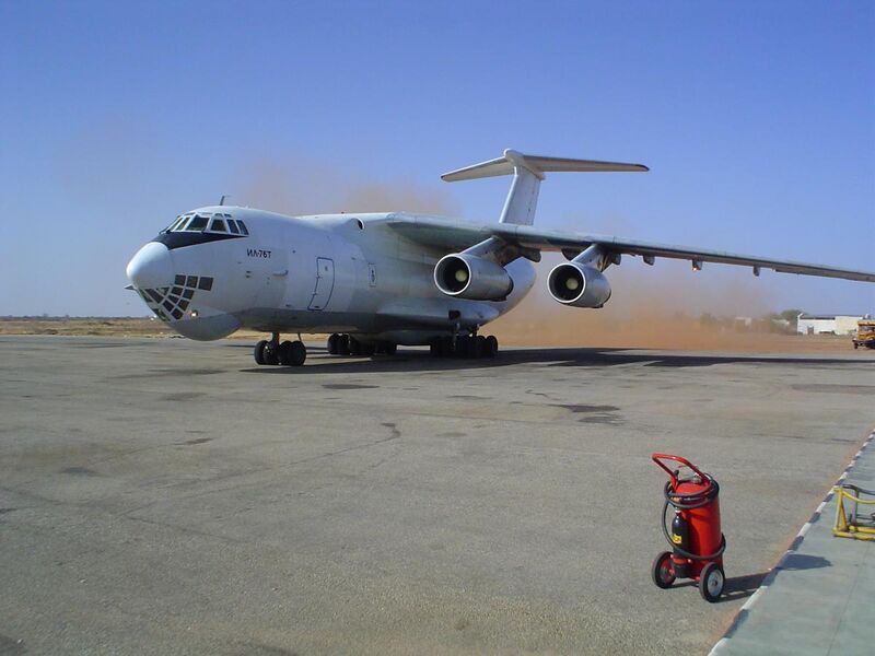 File:Sudan Nyala Airport Ilyushin-76.jpg