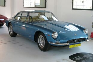 1964 Ferrari 500 Superfast fr.jpg