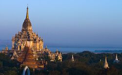 Gawdawpalin Temple Bagan Myanmar.jpg