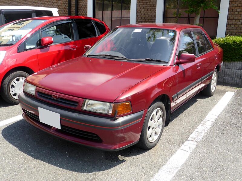 File:Mazda FAMILIA SEDAN Interplay (E-BG6Z) front.jpg